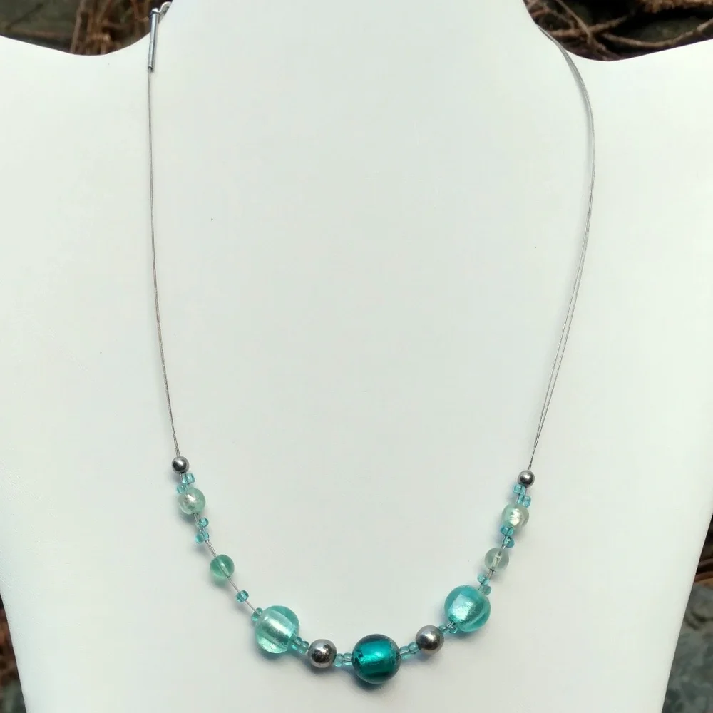 Lia Sophia glass beaded necklace